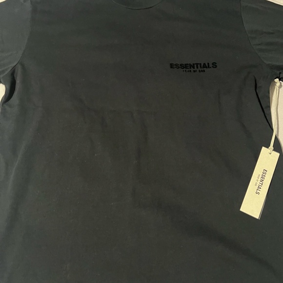 Essentials Black Men's Tee Shirt - Picture 1 of 6